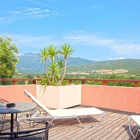 Hotell Macchia E Mare 2*