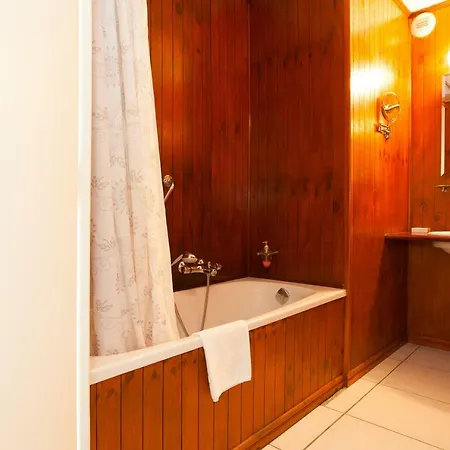Hotel Macchia E Mare 2*