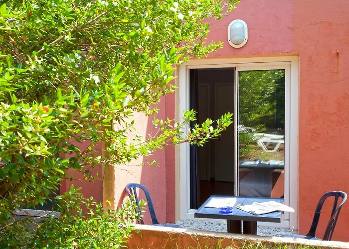 Hotel Macchia E Mare 2*