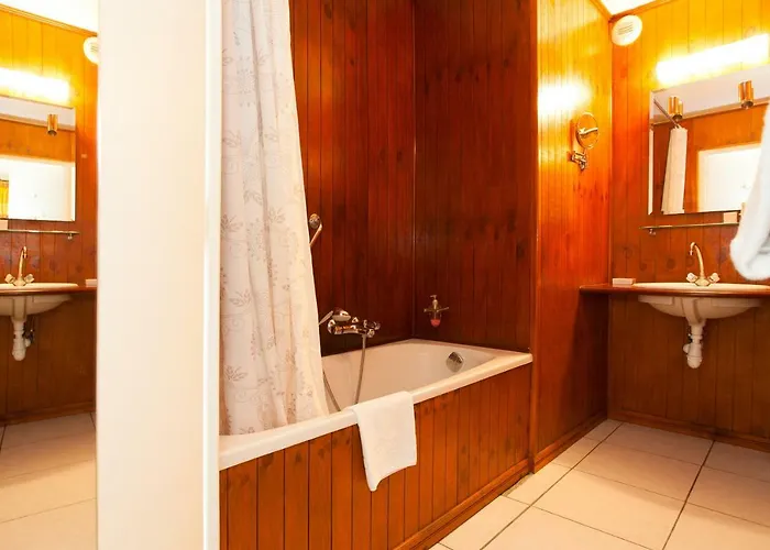 Hotel Macchia E Mare 2*