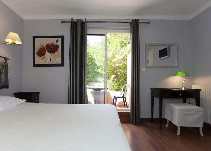 Macchia E Mare Pietracorbara